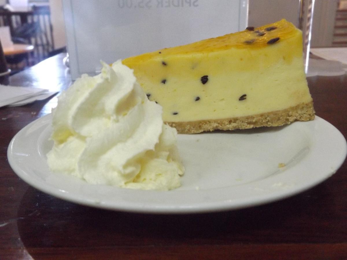 Queen Of The Murchison Guest House & Cafe Cue Екстер'єр фото